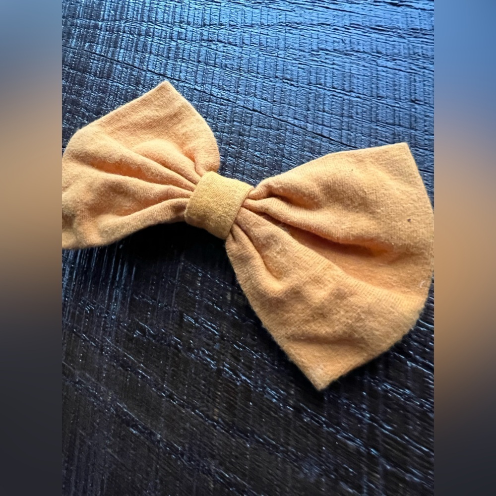 Golden yellow clip bow for girls